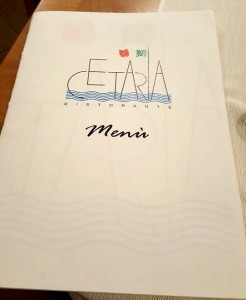 Cetaria, il menu con il logo