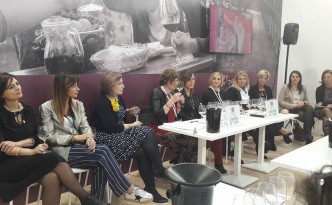 una degustazione delle Donne del Vino della Campania a Vinitaly 2017