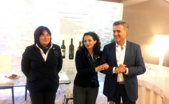 Da sinistra Maria Sarnataro, Nicoletta Gargiulo e Andrea Ferraioli